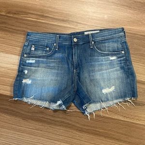 NWOT AG The Hailey Cutoff ex-boyfriend short